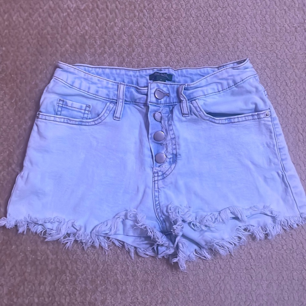 Light wash distressed shorts